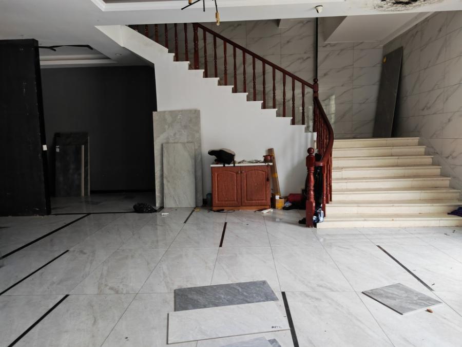 湖南高星物流園（高星物流園市場(chǎng)交易區(qū)）法拍房二期3-12#棟120、121、122、123室