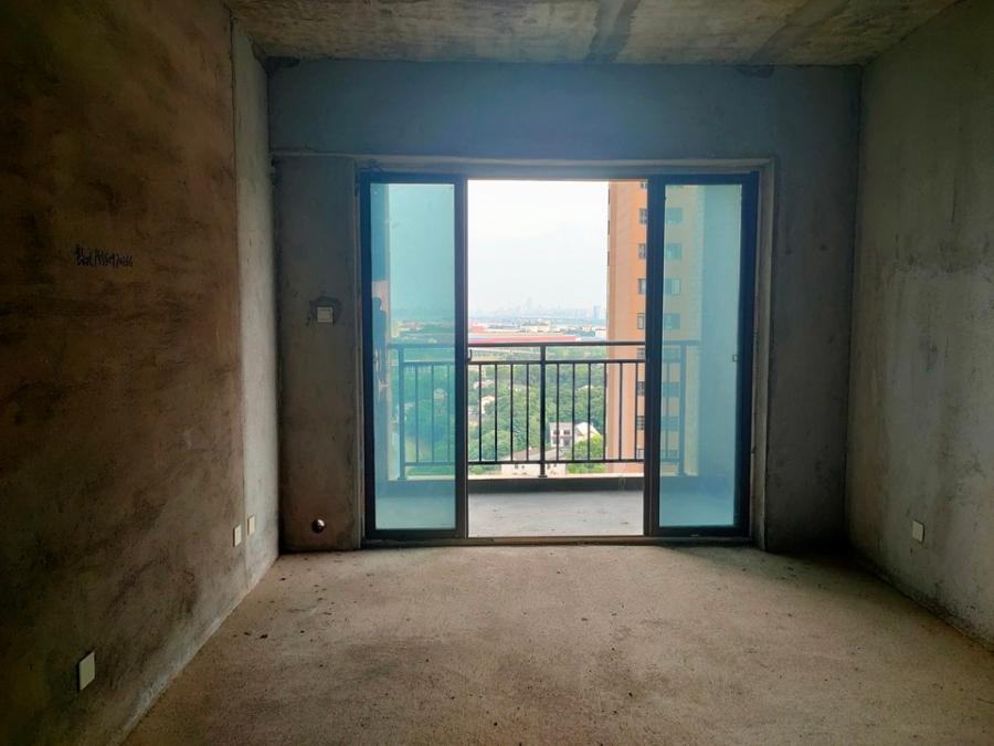 學(xué)府星城法拍房6、7棟及地下室1703室