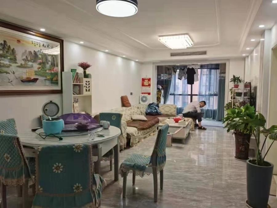 國中星城吉聯(lián)小區(qū)（吉聯(lián)苑）法拍房4棟2106號(hào)