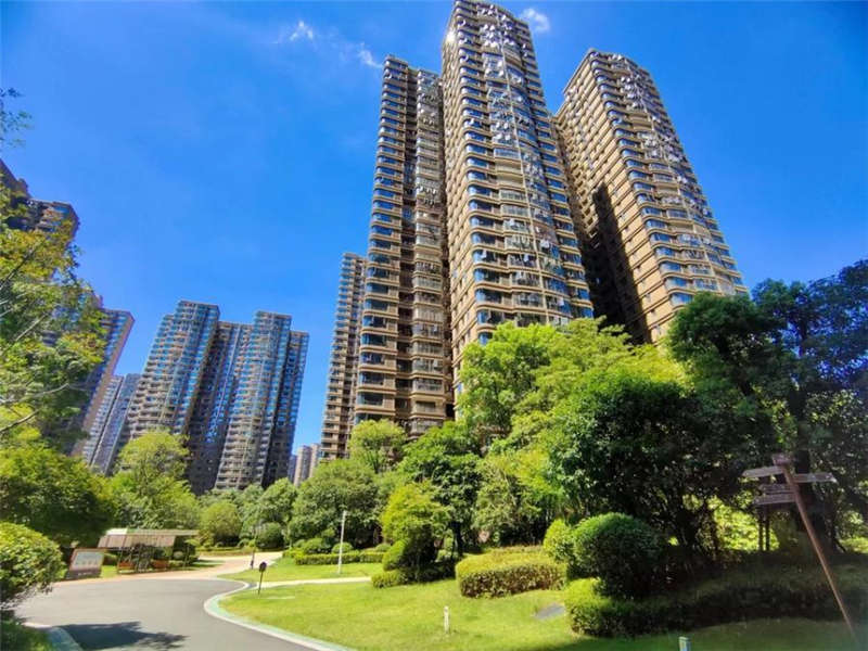 潤(rùn)和星城潤(rùn)和長(zhǎng)郡法拍房1#棟住宅2707室