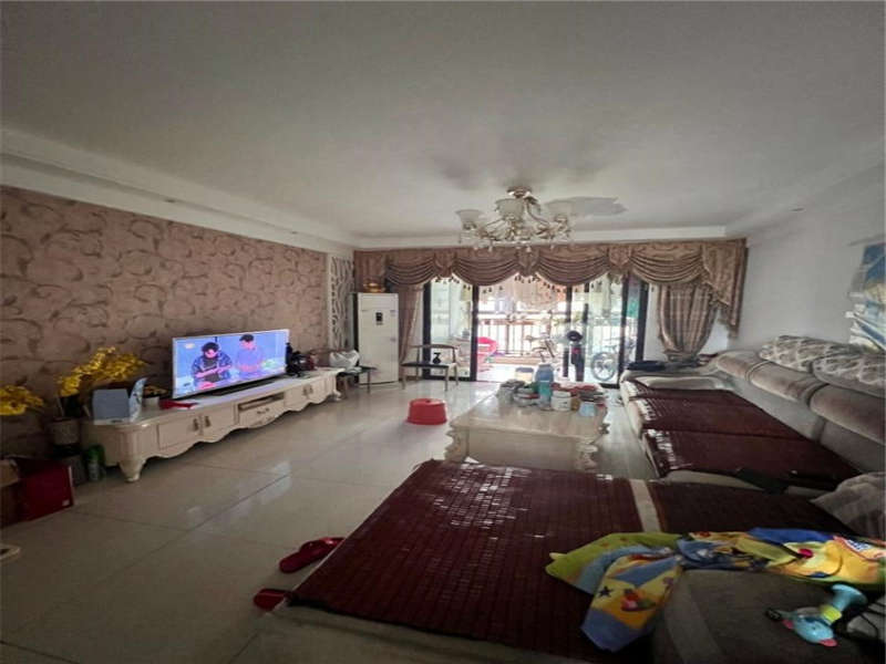 中海國際社區(qū)二期（中海江御名園）法拍房二期二區(qū)3、4棟808房