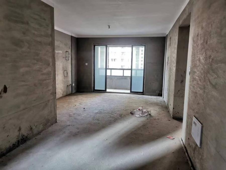 長(zhǎng)房東云臺(tái)花園法拍房4棟605號(hào)