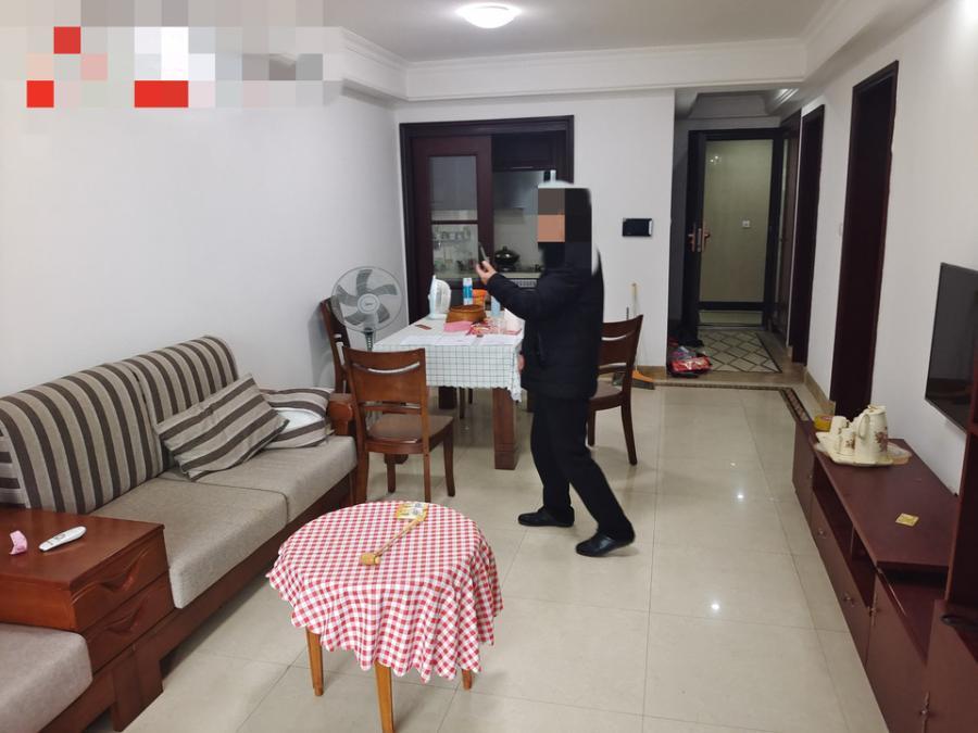 中海國(guó)際社區(qū)一期（中海江御名園）法拍房一期金楠街3、4棟2203號(hào)