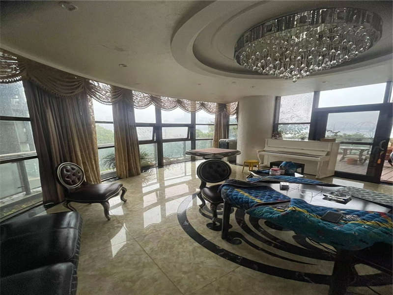 湘江世紀城湘江豪庭法拍房1棟401室（雙學區(qū)）