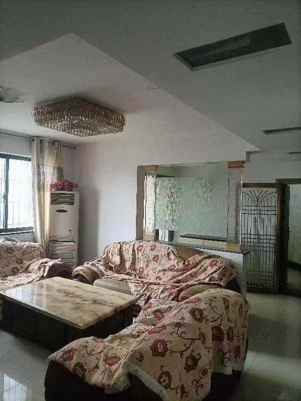 華天LOHO小鎮(zhèn)法拍房1棟2809、2810號(hào)