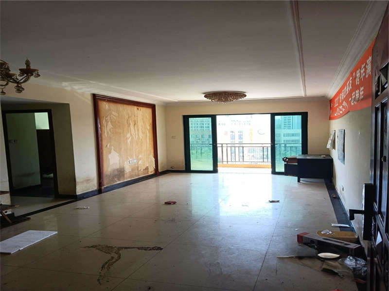 恒大雅苑法拍房72、73號(hào)棟808號(hào)