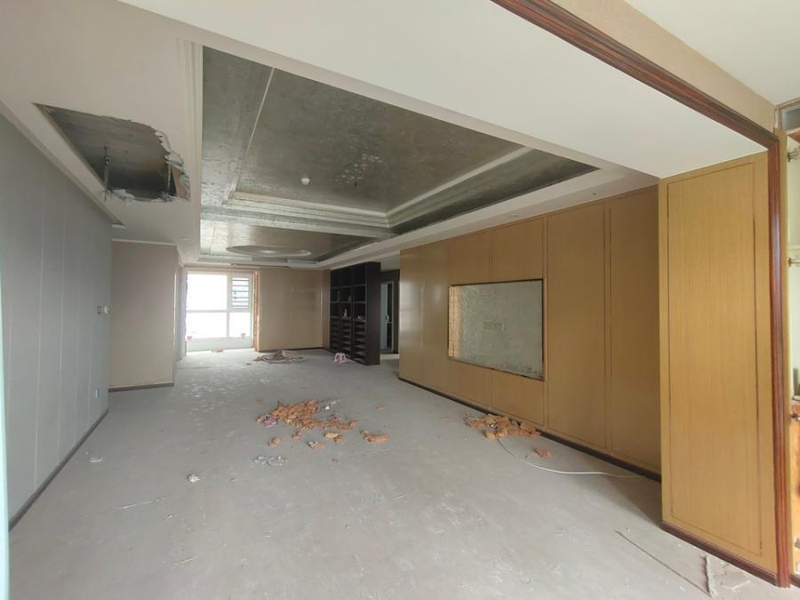 五礦萬境水岸和苑法拍房1棟1603號(hào)及萬境水岸和苑A區(qū)地下車位第242號(hào)使用權(quán)（雙學(xué)區(qū)）