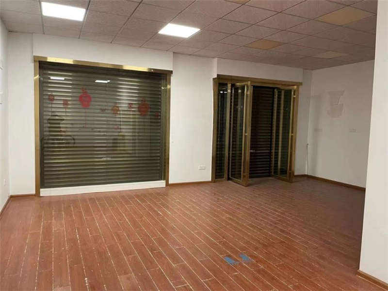 星沙鎮(zhèn)三產(chǎn)業(yè)街法拍房3片6組合1、2號101室