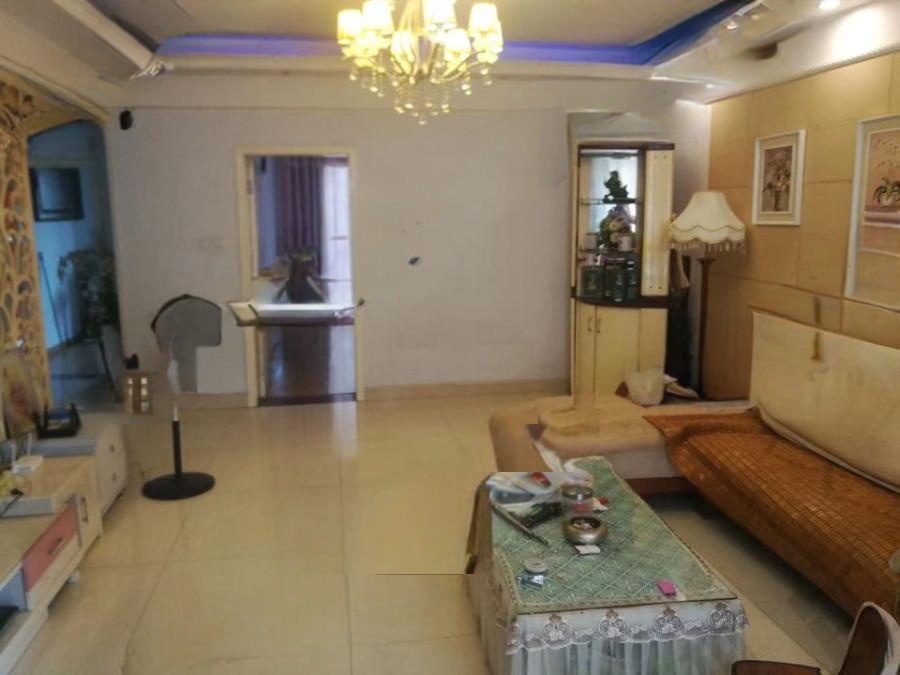 長(zhǎng)建市場(chǎng)（長(zhǎng)建建材市場(chǎng)）法拍房1、2棟301號(hào)