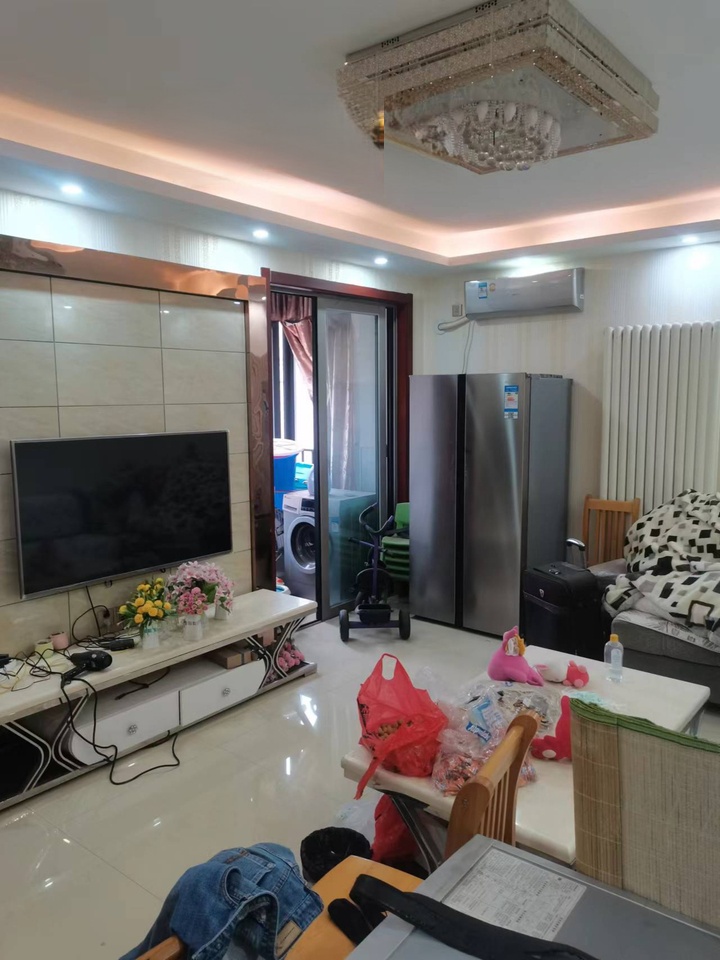 怡海星城法拍房三期西組團1棟1502號（雙學區(qū)）