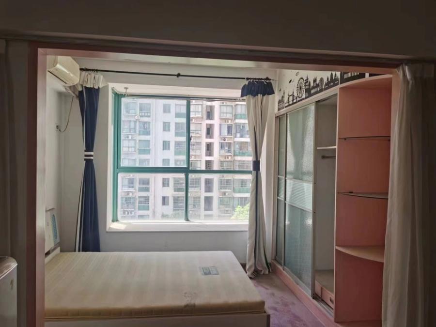 曙光大邸法拍房1、2、3、4棟及裙樓711號(hào)