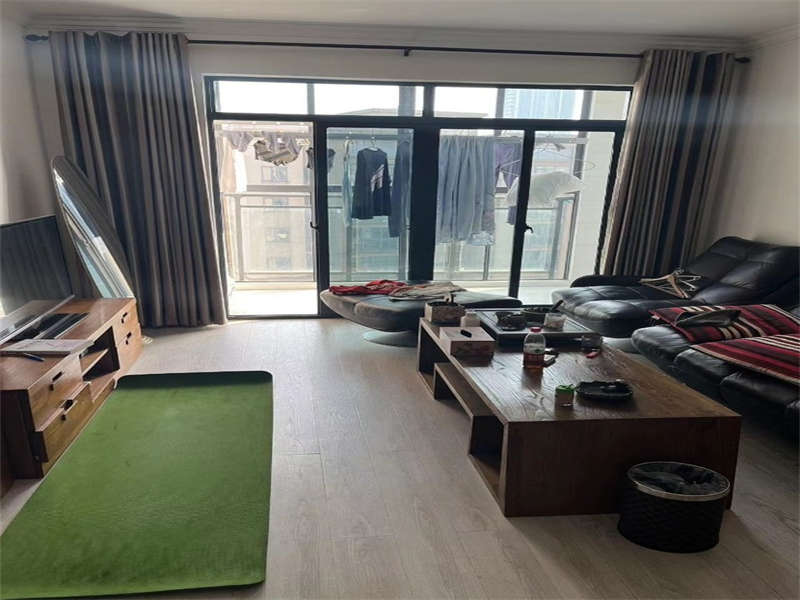 東瀾灣嘉園法拍房高層區(qū)2棟3308及負二樓2422號車位