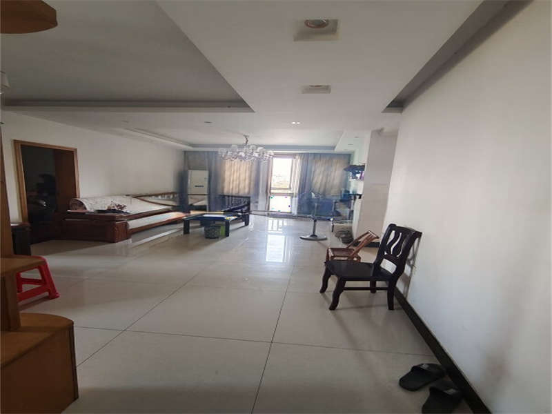 （8折）綠城桂花城初陽苑法拍房C8棟706號房屋及室內(nèi)家具家電物品