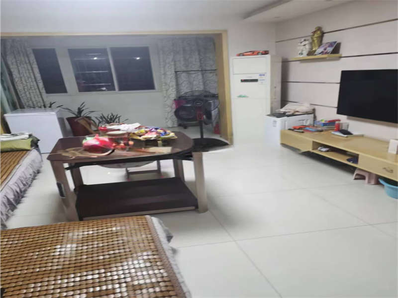 景環(huán)小區(qū)法拍房B3、B4棟203房