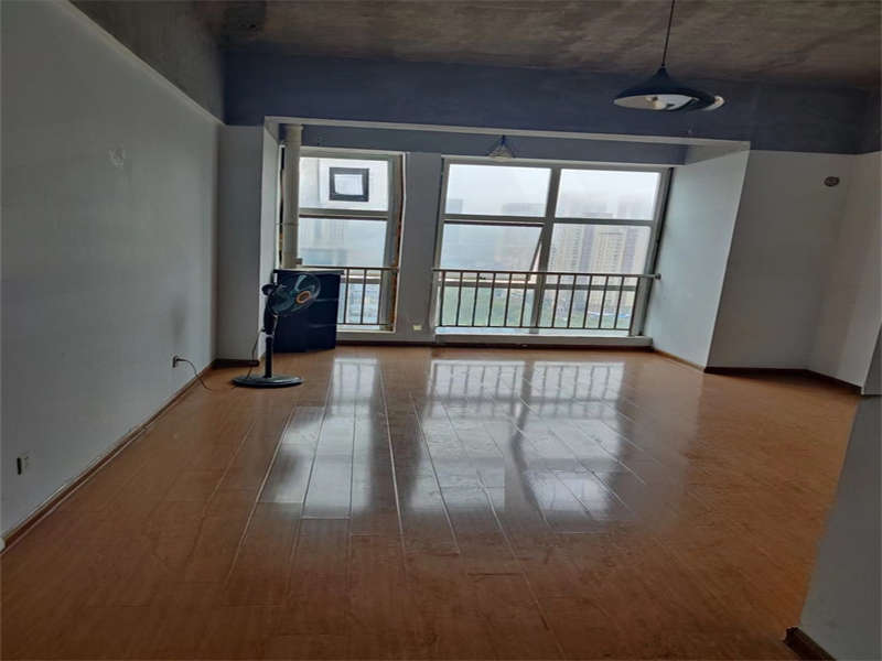 恒泰廣場（恒泰商業(yè)廣場）法拍房1棟（塔樓）、5棟（塔樓）、商業(yè)（裙房）地下室1322房