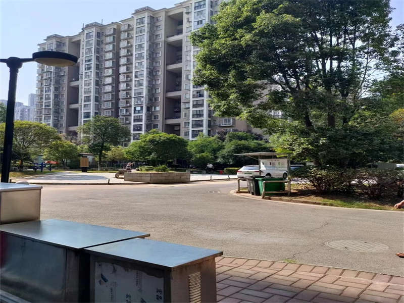 麓谷和馨園法拍房B區(qū)6、7棟1109號