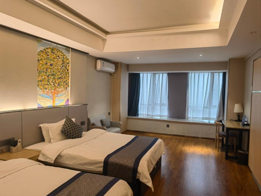 摩天一號(hào)（摩天大廈）法拍房626、627、628、629（現(xiàn)地址為：摩天一號(hào)2座一單元）