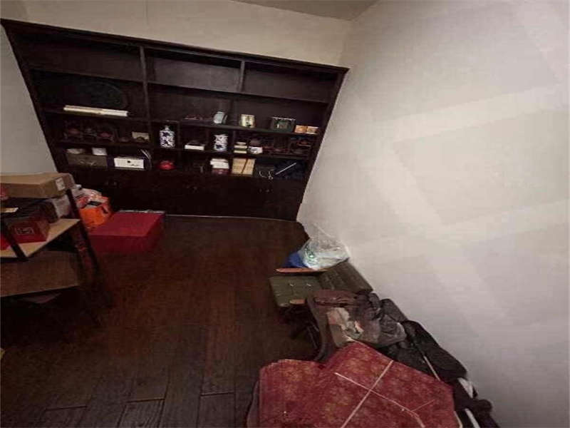 長沙奧林匹克花園法拍房4棟1104號(hào)