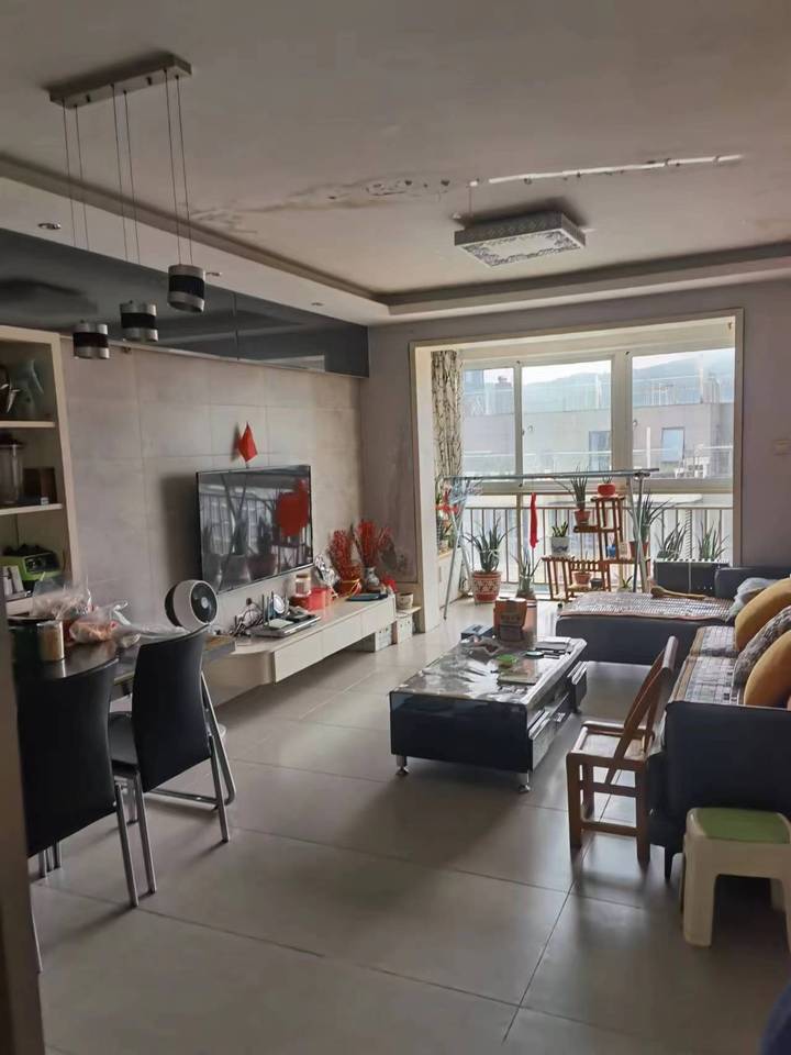 （8折）龍王港小區(qū)GF組團法拍房2棟1611房