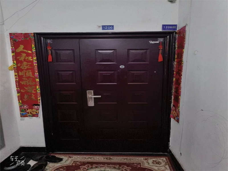 睿智園小區(qū)法拍房1、2棟1206