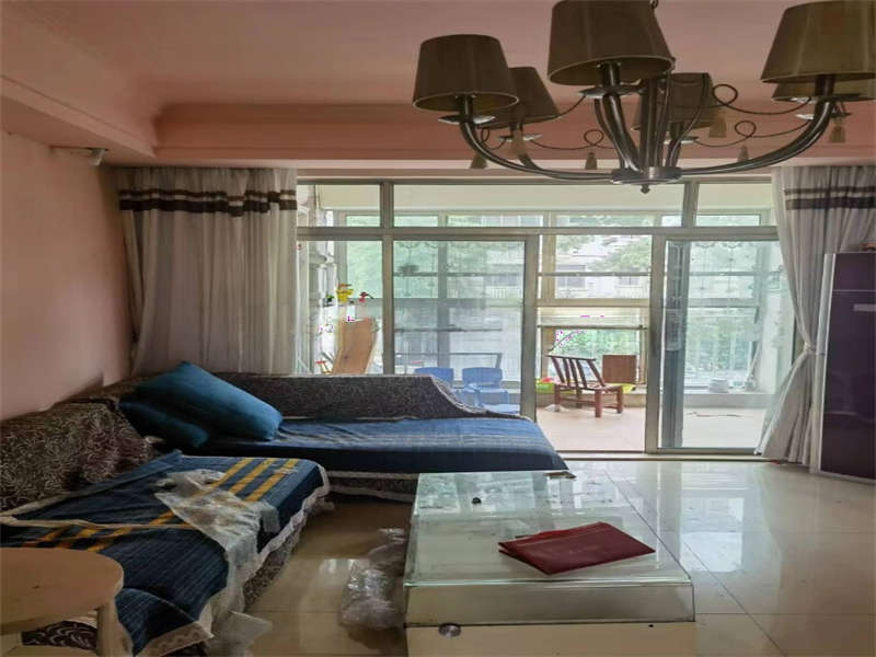 碧桂園威尼斯城（長(zhǎng)沙碧桂園）法拍房藍(lán)天花語26棟205房