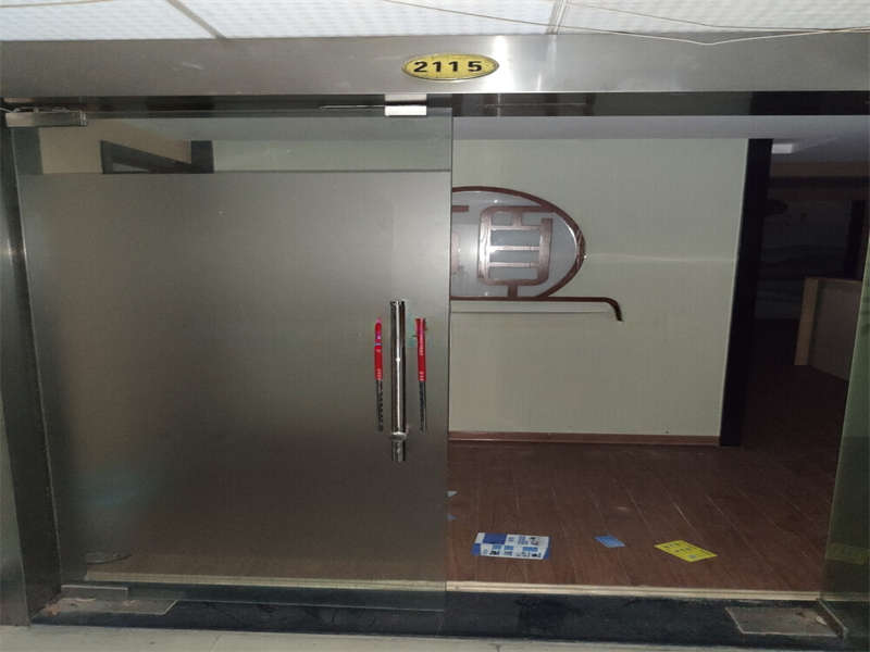 新時(shí)代商務(wù)廣場(chǎng)法拍房2114、2115號(hào)