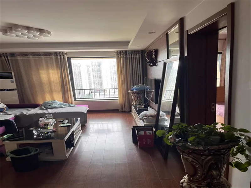 萬科金域華府法拍房三、四期2棟、3棟、商業(yè)B區(qū)2414號