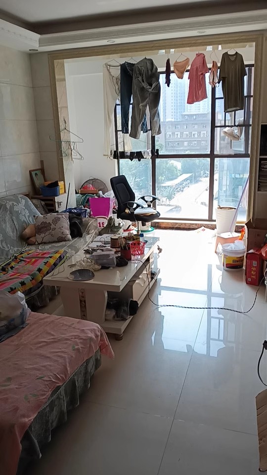 芙蓉萬(wàn)國(guó)城MOMA（卓越匯富苑）法拍房2棟502號(hào)