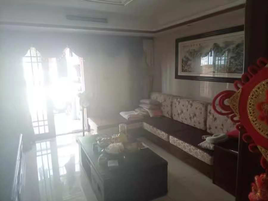 尚東紫郡新寓法拍房E棟1613、1614