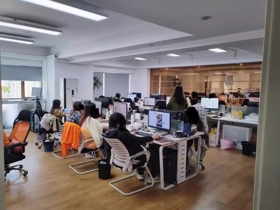 嘉盛國(guó)際廣場(chǎng)（盛嘉商務(wù)廣場(chǎng)）法拍房25010號(hào)