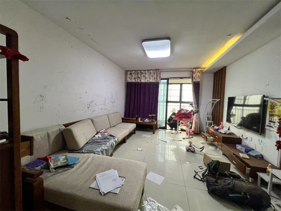 （雙學(xué)區(qū)四房）保利麓谷林語法拍房E5棟2801號房