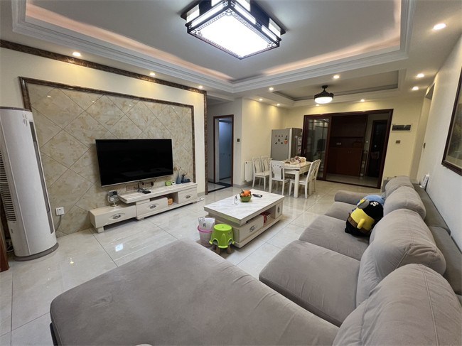 （首付12萬）長燃新奧佳園8棟10樓（帶車位）