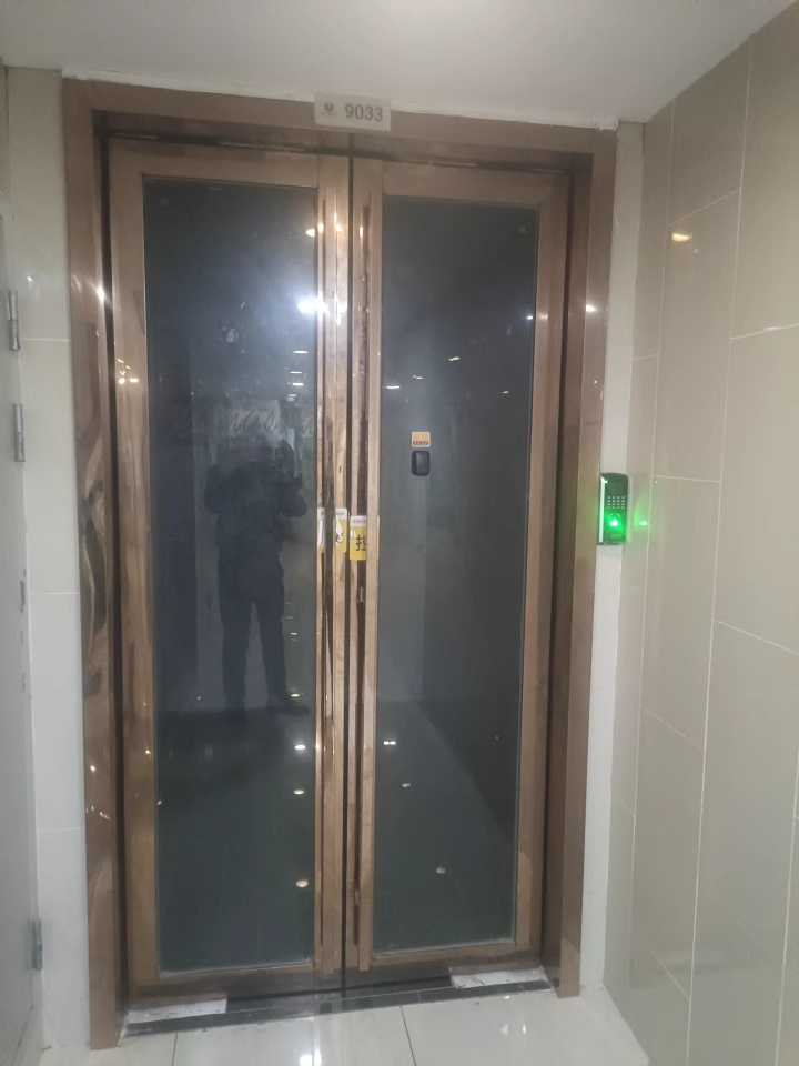 （大漏寫字樓）北辰鳳凰天階苑B1E1區(qū)法拍房B1E1區(qū)1-10棟及地下車庫、連接平臺(tái)9033