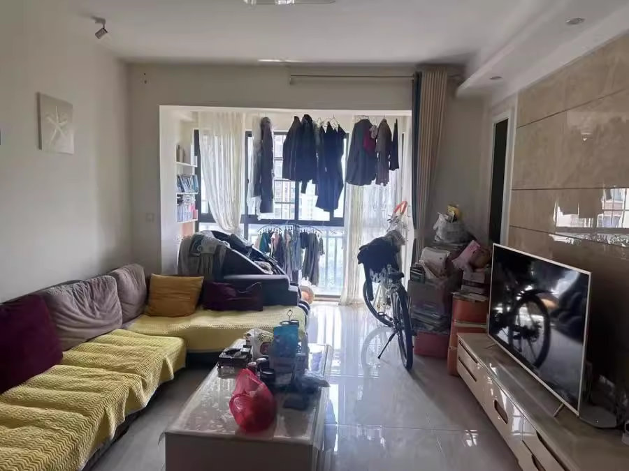 天元涉外景園法拍房C區(qū)11棟2204房