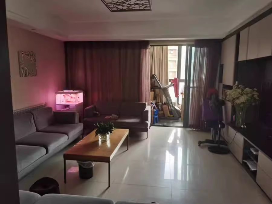 亞華香舍花都法拍房15棟1007室