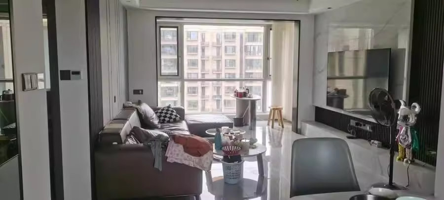 （7.3折）保利大都匯二期北區(qū)法拍房D1棟3205號(hào)