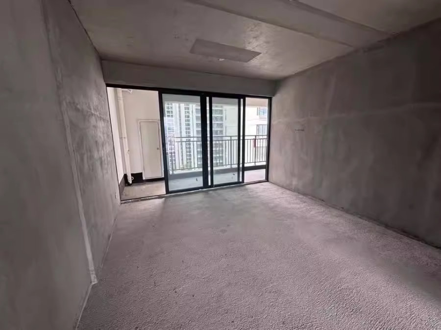 （8折）麓谷山湖郡法拍房C-1棟1001