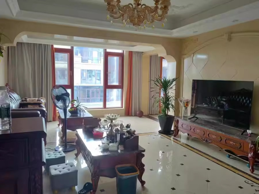 （頂復(fù)洋房）曠遠洋湖18克拉一期法拍房3棟603室